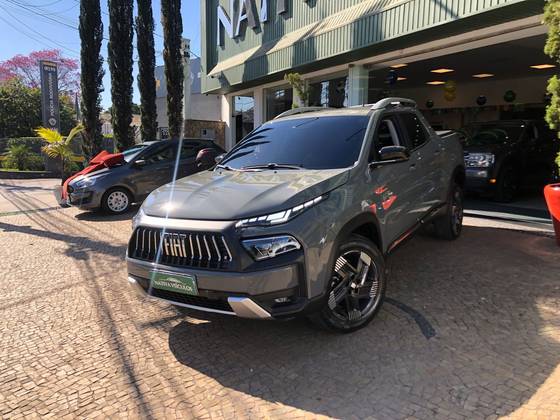 FIAT TORO 2.2 TURBO DIESEL VOLCANO 4WD AT9 FIAT TORO 2.2 TURBO DIESEL VOLCANO 4WD AT9